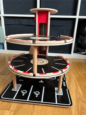 Hape Parkhaus  Bild 2