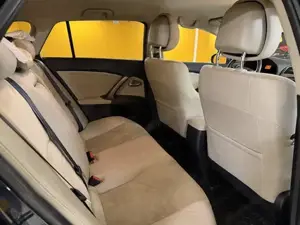 Toyota Avensis Bild 4