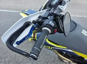 Husqvarna 701 SM 2022, offene Leistung eingetragen, nur 8980 km Bild 8