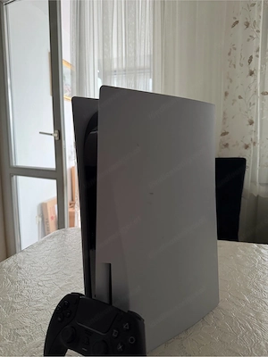 PS5 Disc Edition Bild 2