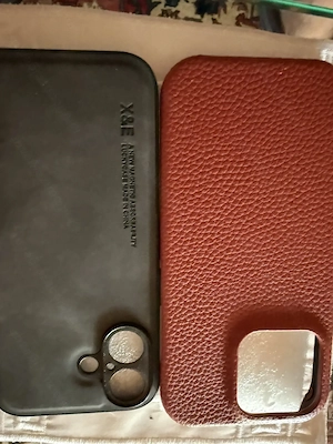 iPhone 16 Handy Hüllen 