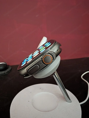 Apple Watch Ultra 2 49 mm Titan + viele Armbänder & Zubehör Bild 4