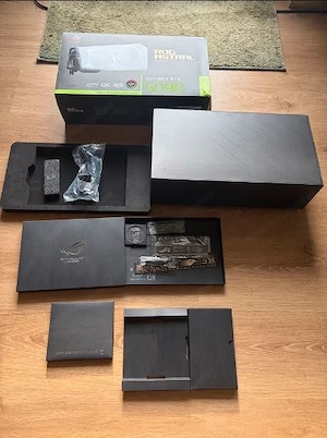 RTX 5090 ROG Astral OC Bild 9