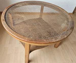 Couchtisch aus Holz Bild 3