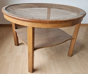 Couchtisch aus Holz Bild 2