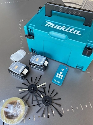 Makita DRC200Z Akku-Saugrobote Bild 2
