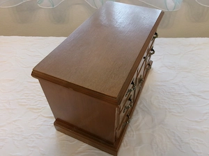 Schmuckkästchen aus Holz Bild 6