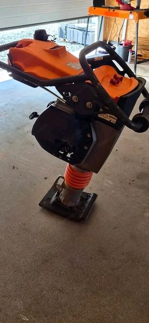 BOMAG Vibrationsstampfer an Bild 3