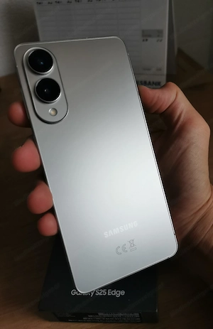 Samsung Galaxy S25 Edge, 256GB, Titanium Silber Bild 3