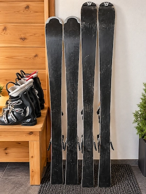 Fischer AMC 7.3 Ski-Set mit Salomon Skischuhen und Skistöcken   150   Bild 3