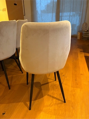 Esszimmerstühle Bild 4