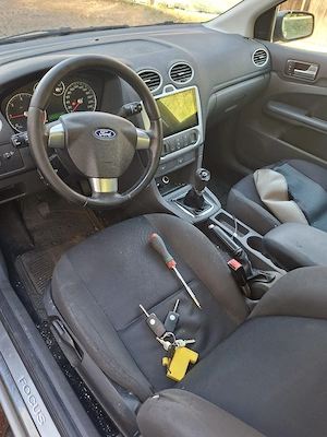 Ford Fokus  zu ferkaufen  Bild 3