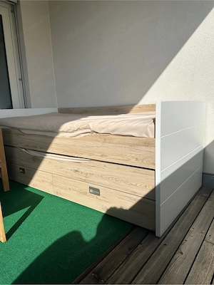 Ausziehbett mit 2 Matratzen & Stauraum - platzsparendes Gästebett
