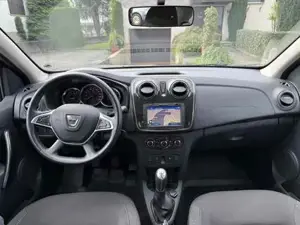Dacia Sandero Bild 8