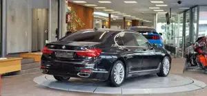 BMW 740 Bild 6