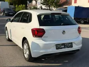 VW Polo Bild 9