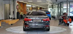 BMW 740 Bild 8