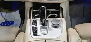 BMW 740 Bild 19