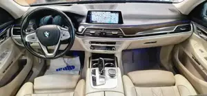 BMW 740 Bild 11