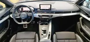 Audi A4 Bild 13