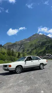 Audi 100 Bild 2