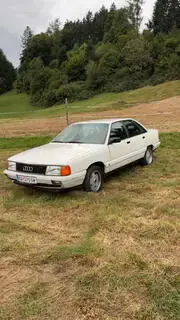 Audi 100 Bild 5