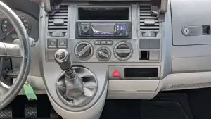 Volkswagen T5 Caravelle Bild 18