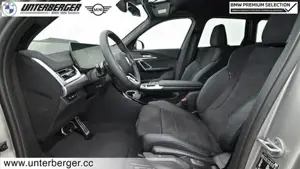 BMW iX1 xDrive30 M Sportpaket // elekt. Anhängerkupplung // Innovations Paket Bild 9