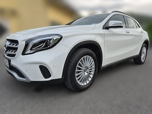 Mercedes Benz GLA Style 180 - echte Gelegenheit mit extrem wenigen Kilometern Bild 6