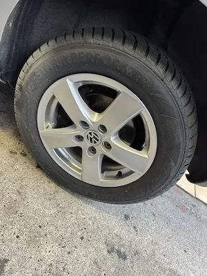 Volkswagen VW Golf V 5 1.9 TDI 4 Motion  Bild 5