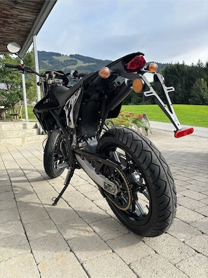 Rieju MRT 50 Moped Bild 3