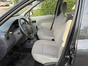 Dacia Logan MCV Ambiance 1,6 MPI Bild 10