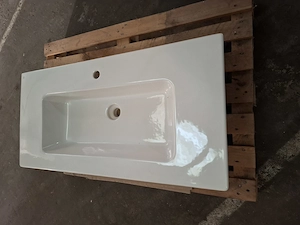 Verkaufe Keramik-Waschbecken neu