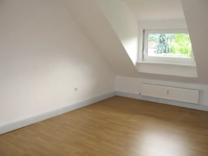3-Zimmer Dachgeschosswohnung in Gisingen zu vermieten Bild 3