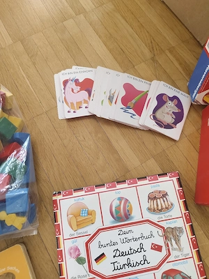 spielzeug paket  Bild 5