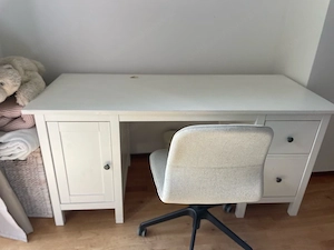Schreibtisch weiß plus Drehsessel Bild 2