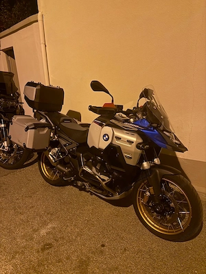 BMW R 1300 GS  Adventure Kredit Mögl!! Tausch möglich!! mit Koffern Bild 2