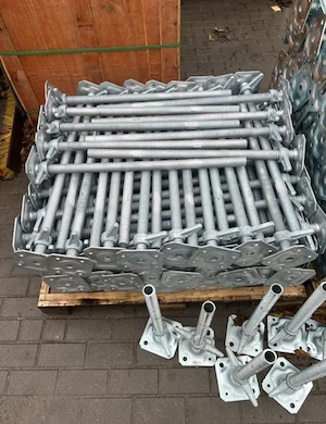 NEUES GEBRAUCHTES GERÜST - Arbeitslänge 15 m, Arbeitshöhe 12,2 m, Arbeitsbereich 207 m . Bild 6