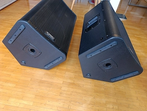 QSC KW122   2 Stück   Top Zustand   inkl. OVP & Schutzhüllen Bild 4