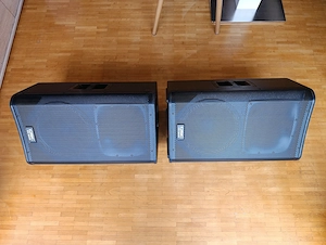 QSC KW122   2 Stück   Top Zustand   inkl. OVP & Schutzhüllen Bild 2