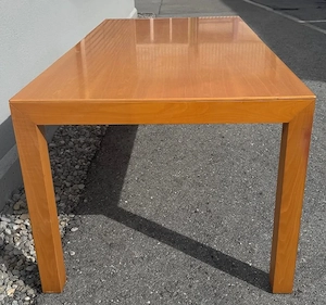 Esstisch aus Birnenholz Bild 5