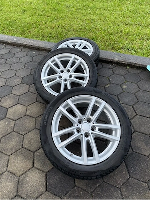 Bmw Alufelgen 17 Zoll mit Continental Winterreifen Bild 4