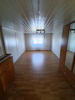 4 Zimmer Altbauwohnung zu vermieten  Bild 2
