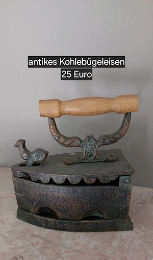 antikes Kohlebügeleisen