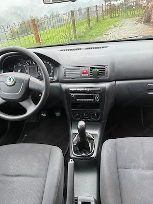 verkaufe Skoda Octavia  Bild 5