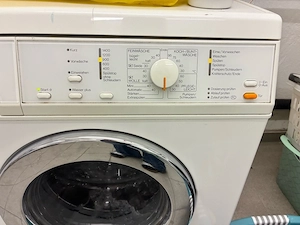 Zu verschenken: ältere Miele Waschmaschine  Bild 4