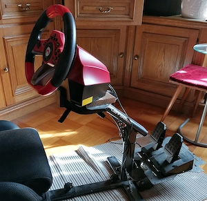 Playseat und Nintendo Mario Cart Lenkrad +Pedale  Bild 4
