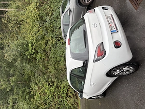 Opel Adam in sehr gepflegtem Zustand zu verkaufen Bild 2