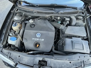 VW Golf IV 1.9 TDI, 90 PS   Bj. 2001 Bild 7