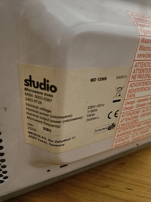 Mikrowelle Studio Bild 4